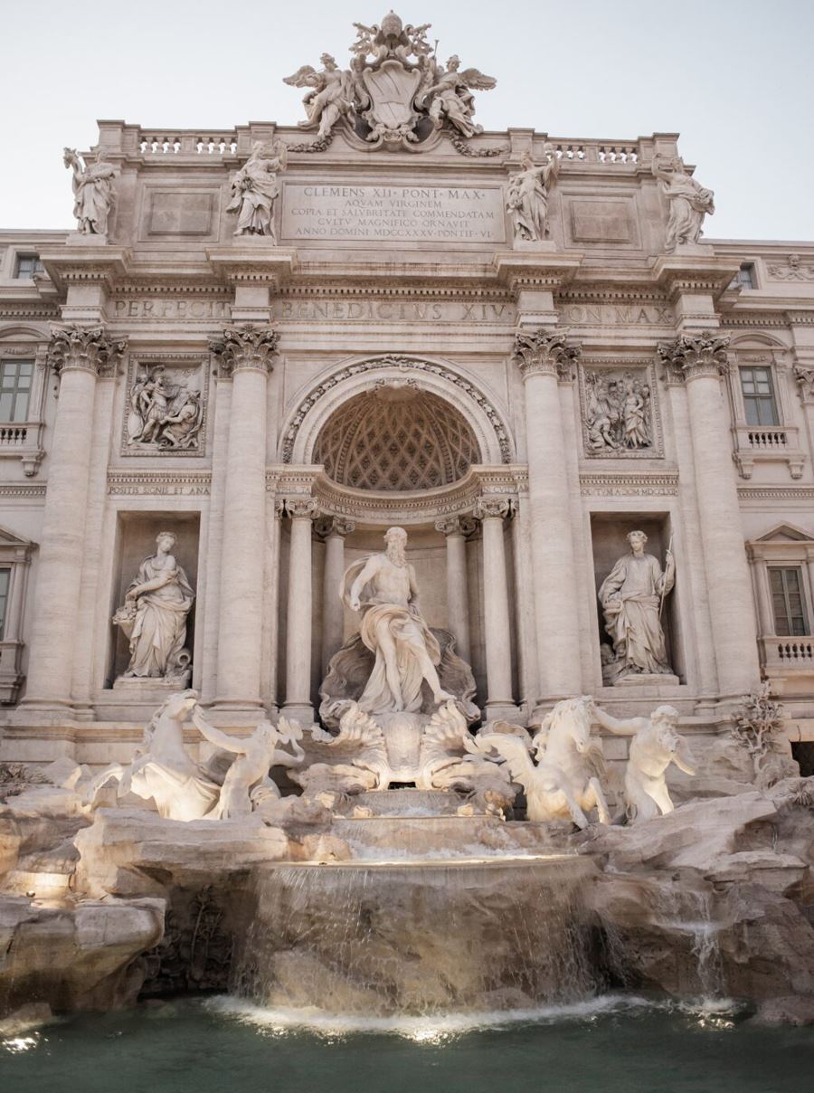 Architectural History of Travertine - Trevi Fountain