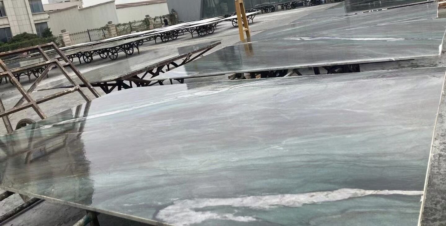 Emerald Green Quartzite Slab 05 Emerald Green Quartzite Slab 05