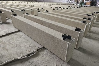 Golden Sand Granite Kerbstone Bushhammered Golden Sand Granite Kerbstone Bushhammered